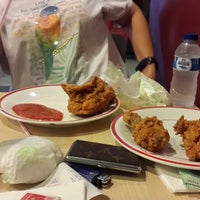 Photo taken at KFC by Vhiie M. on 10/9/2014