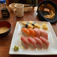 Photo taken at We Be Sushi by fede s. on 5/12/2022