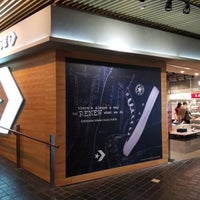 converse store