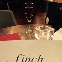 รูปภาพถ่ายที่ Finch โดย milk inque เมื่อ 10/31/2015