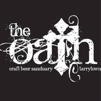 Foto tirada no(a) The Oath Craft Beer Sanctuary por milk inque em 8/25/2017