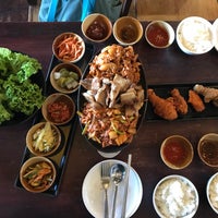 Photo taken at Choi Choi Korean Chicken by nookoon on 6/14/2017
