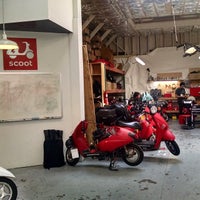 Photo taken at Scoot HQ by Vanessa D. on 9/12/2014