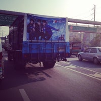 Photo taken at ป้ายรถเมล์ หัวกระบือ by poon007 on 11/5/2012