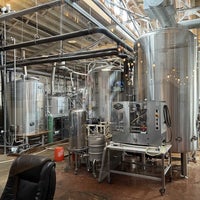 Photo taken at Common Bond Brewers by Carolyn Y. on 3/12/2023