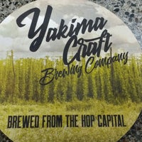 Снимок сделан в Yakima Craft Brewing Company пользователем Carolyn Y. 9/3/2018