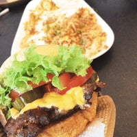 7/11/2016에 -님이 Burger Boutique에서 찍은 사진