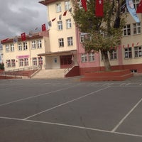 Photo taken at İnönü İlköğretim Okulu by Burak Ö. on 10/29/2015