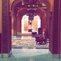 Das Foto wurde bei Cairo Marriott Hotel &amp;amp; Omar Khayyam Casino von Nj A. am 4/14/2015 aufgenommen
