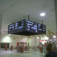 Photo taken at Gold Coast Airport (OOL) by [r] .. on 1/30/2013