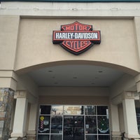 Снимок сделан в Rocky Mount Harley-Davidson пользователем John G. 12/13/2015