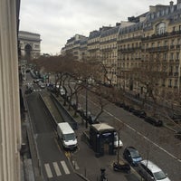 รูปภาพถ่ายที่ Hôtel La Régence Étoile โดย Sevil A. เมื่อ 2/6/2016