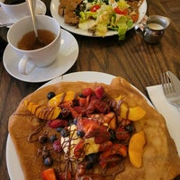 Photo taken at Paris Crepes Cafe by Salmon on 5/21/2022