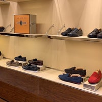 ugg classic unlined mini perf