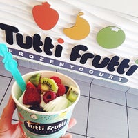 Foto scattata a Tutti Frutti da Tutti Frutti il 10/5/2015