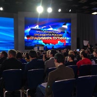 Photo taken at Пресс-конференция Владимира Путина 2013 by Дмитрий Л. on 12/19/2013