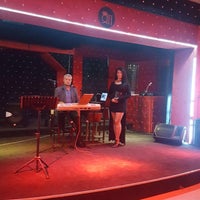 Foto tomada en Ronax Hotel  por İrem Ç. el 10/20/2017