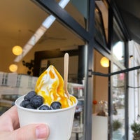 Das Foto wurde bei Good Q Frozen Yogurt &amp;amp; Cafe von Climbing S. am 10/28/2022 aufgenommen