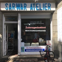 Photo taken at Sarwar Atelier Änderungsschneiderei by Climbing S. on 5/19/2018