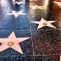 Foto diambil di Hollywood Walk of Fame oleh Gokhan M. pada 5/2/2013
