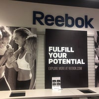 reebok niagara falls