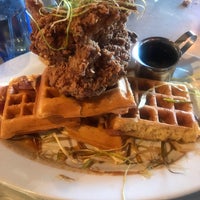 Photo taken at Hash House A Go Go - Henderson by Kelmin J. on 10/27/2019