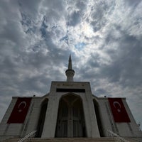 Photo taken at 15 Temmuz Şehitler Camii by CagatayC on 5/5/2022