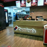 Photo taken at Domino&amp;#39;s Pizza by CagatayC on 7/31/2016