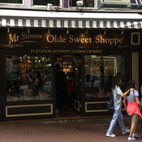 Photo taken at Mr Simms Olde Sweet Shoppe by Takagi K. on 11/18/2018