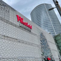 Снимок сделан в Westfield La Part-Dieu пользователем Takagi K. 5/31/2022