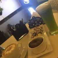 Photo taken at Daughter&amp;#39;s Coffee قهوة بنتي by Bero on 5/14/2016