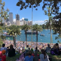 Photo taken at Mrs. Macquarie&amp;#39;s Point by Natalie on 11/10/2018