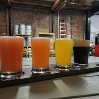 Photo taken at Audio Graph Beer Co by Alexander B. on 9/18/2021