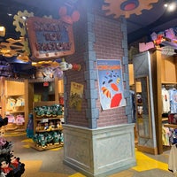 The Disney Store, 711 N Michigan Ave Chicago, IL 60611 stor…