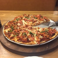 Photo prise au Steveston Pizza par roy v. le2/18/2017