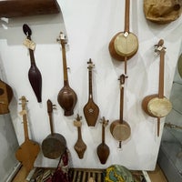Photo taken at State Museum of Georgian Folk Songs and Instruments | ქართული ხალხური სიმღერის და საკრავების მუზეუმი by Peter K. on 9/20/2022