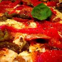5/20/2013にJon E.がStoneFire Pizzaで撮った写真