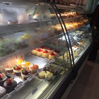 11/19/2015 tarihinde Maleni F.ziyaretçi tarafından Artopolis Cafe'de çekilen fotoğraf