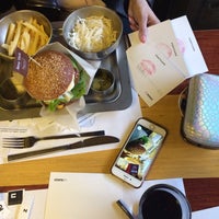 5/11/2017にKsenia S.がThe Burgerで撮った写真