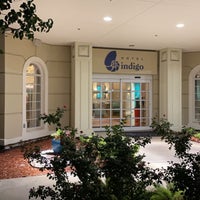 Photo taken at Hotel Indigo Houston At The Galleria by E G. on 8/28/2022