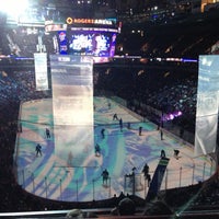 Foto tomada en Rogers Arena  por Niña el 4/23/2013