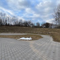 Photo taken at Ландшафтный амфитеатр by Oli on 3/5/2022