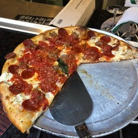 Photo taken at Grimaldi&amp;#39;s Pizzeria by Matt D. on 6/3/2018