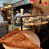 Photo taken at Joe&amp;#39;s Pizza by Marek H. on 12/7/2022
