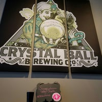 Photo prise au Crystal Ball Brewing Company - Downtown York par Nicole M. le3/8/2018
