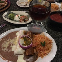 รูปภาพถ่ายที่ Mexi-Go Restaurant โดย Richard E R. เมื่อ 2/8/2017