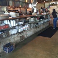 6/15/2016 tarihinde Rey L.ziyaretçi tarafından Two Step Restaurant And Cantina'de çekilen fotoğraf