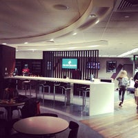 Photo taken at Air New Zealand Koru Lounge by Benjamin 🚀 on 6/7/2013