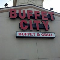 Foto tomada en Buffet City of Saint Cloud  por Ivan V. el 12/30/2012