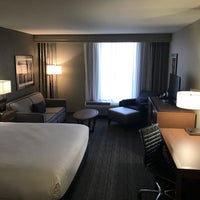 Photo taken at DoubleTree by Hilton by Joel H. on 2/17/2021